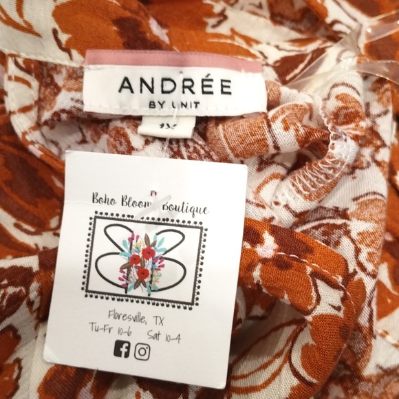 🆕Andree by Unit Long Sleeve Bell Floral Peplum Blouse - Picture 13 of 15